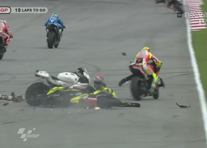 Kematian Marco Simoncelli: Tragedi di Sepang dan Dampaknya pada Dunia MotoGP